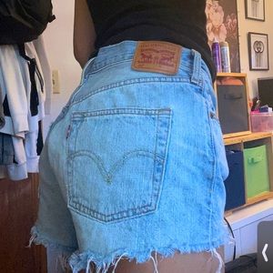 Levi Jean Shorts